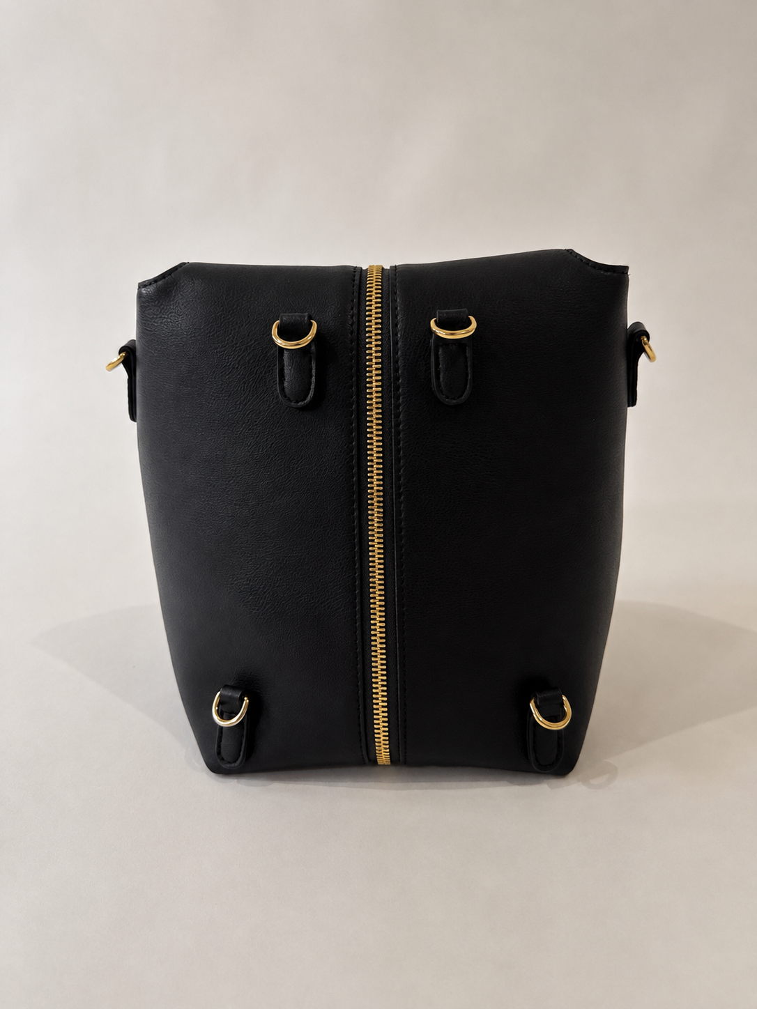 Noire Black Crossbody/Backpack